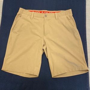 Under Armour Golf Shorts - Men’s 38 Tan